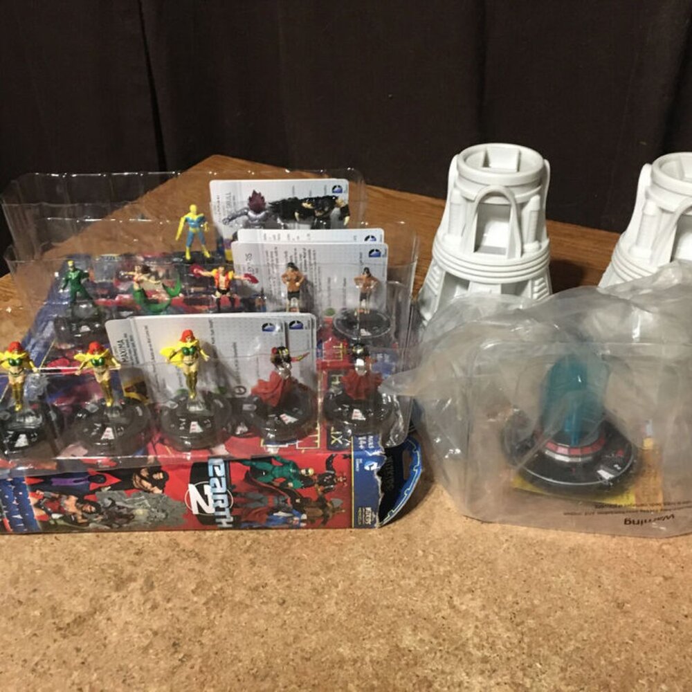 LOT OF HEROCLIX GREEN LANTERN THE AVENGERS POWER PLANT LOIS LANE MAXIMA VARTOX
